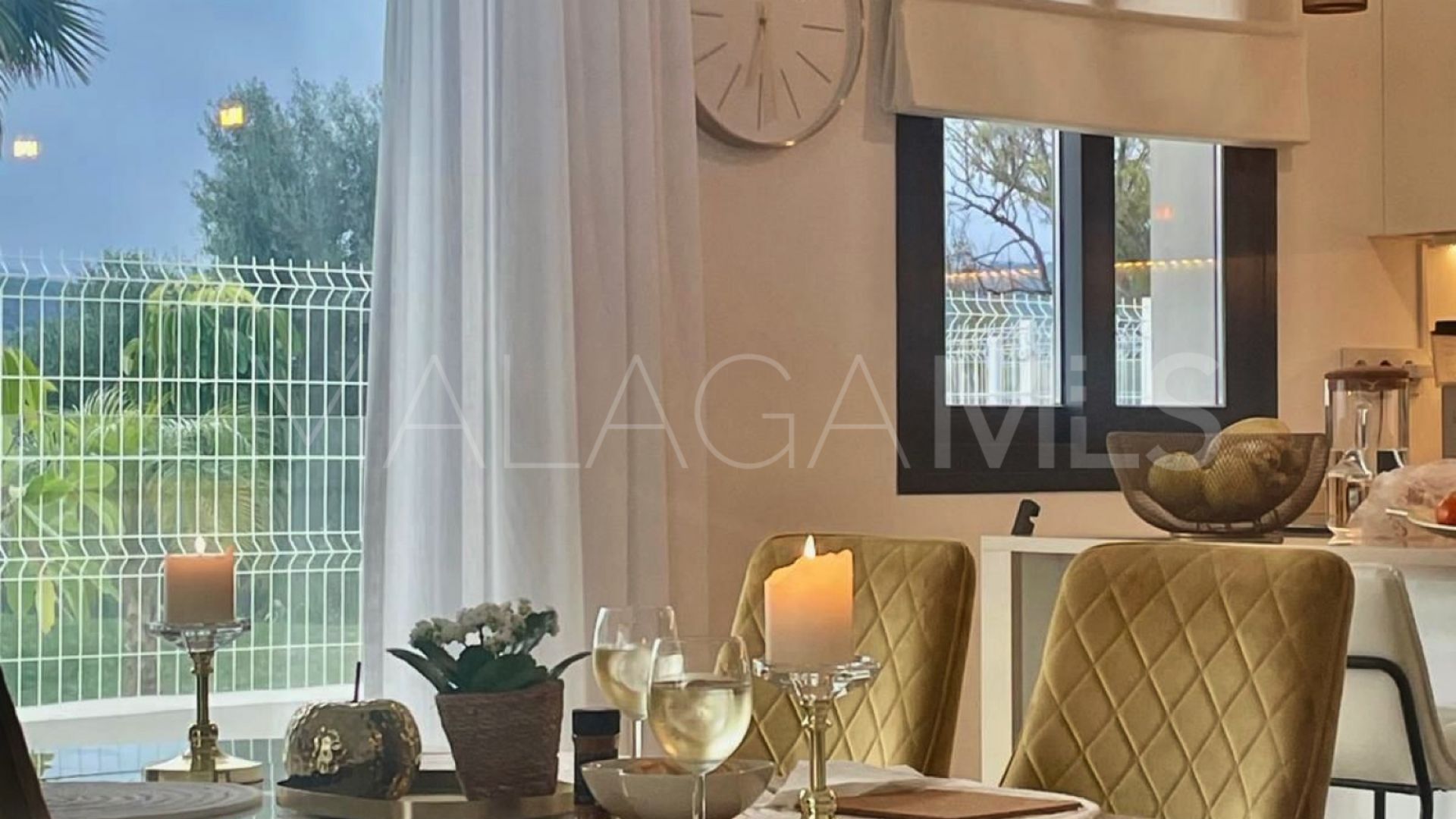 Ground floor apartment with 2 bedrooms for sale in Guadalobon