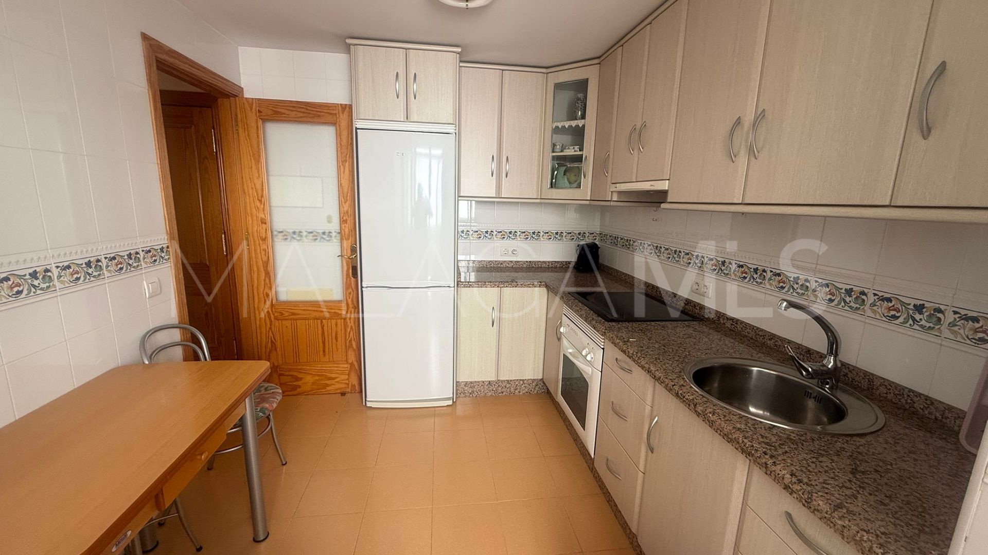 For sale Estepona Puerto 3 bedrooms apartment
