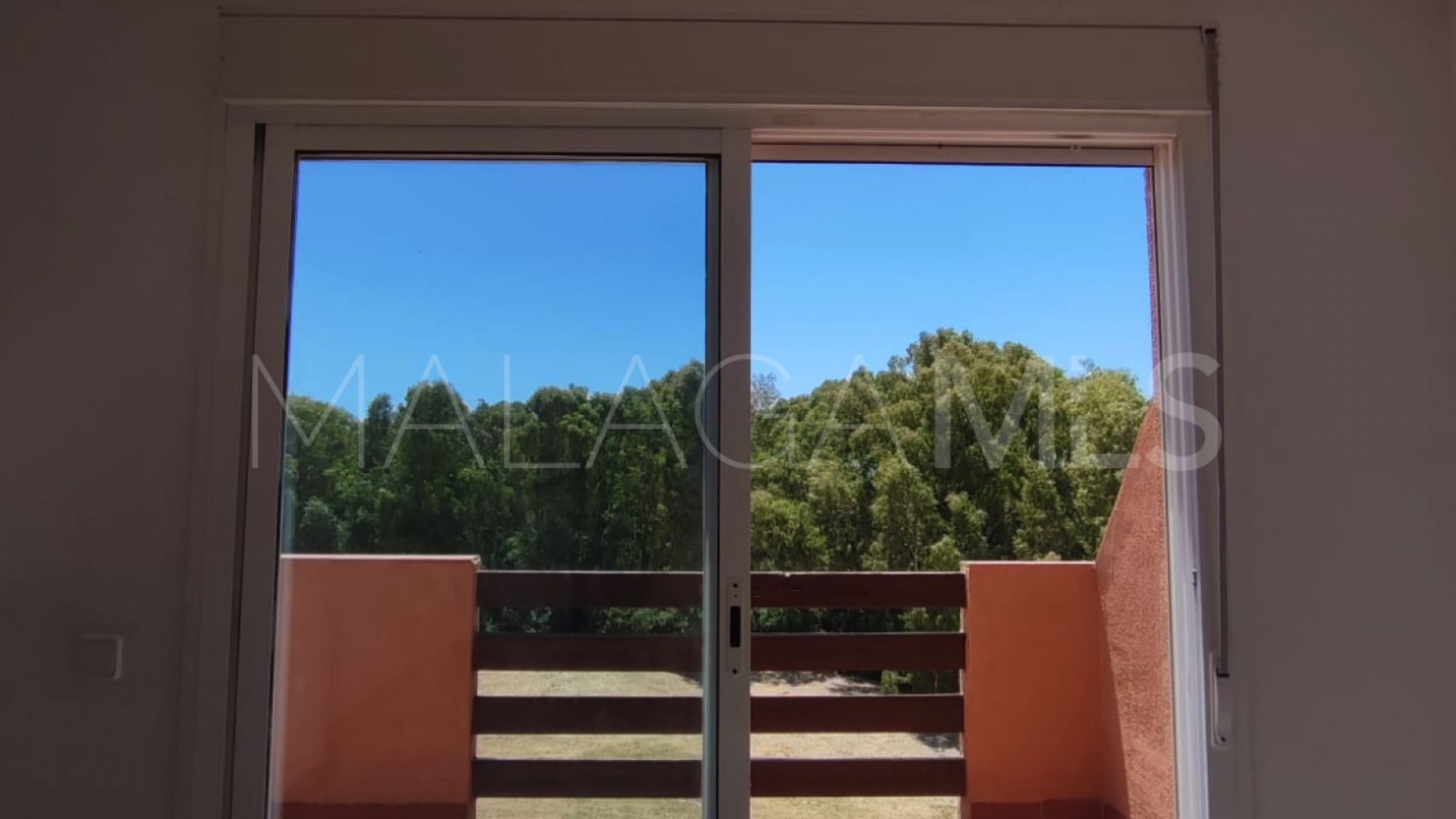 Tvåvånings takvåning for sale in Bahia de Casares