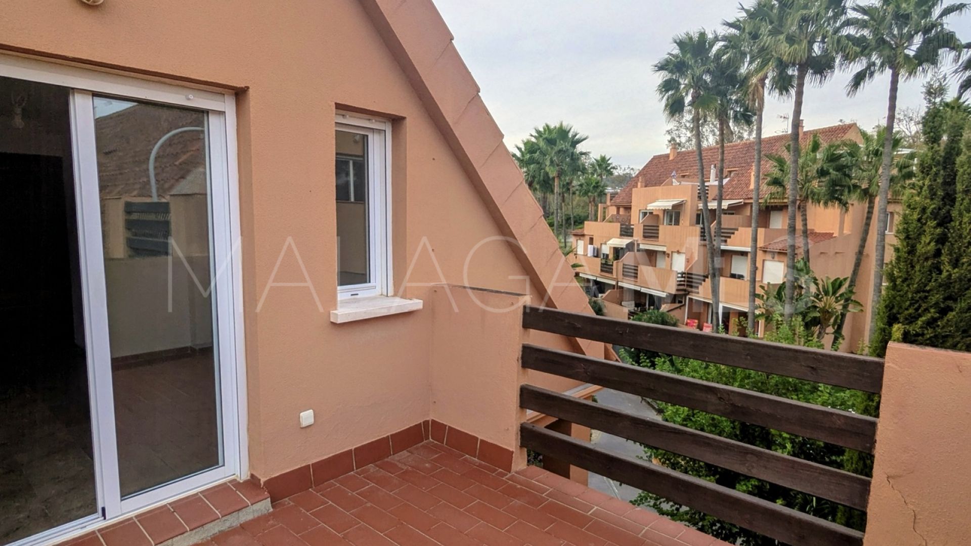 Tvåvånings takvåning for sale in Bahia de Casares