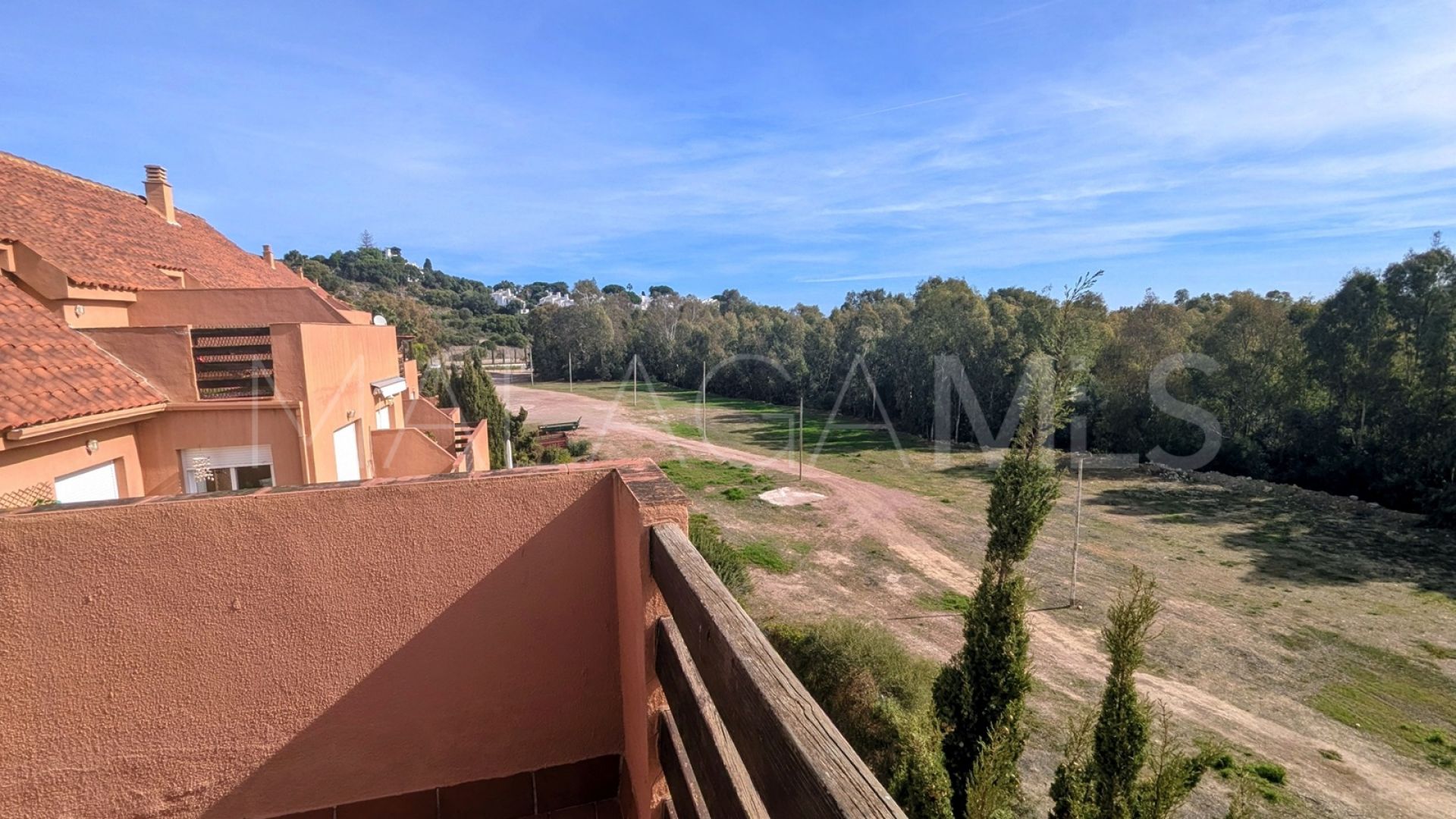Tvåvånings takvåning for sale in Bahia de Casares