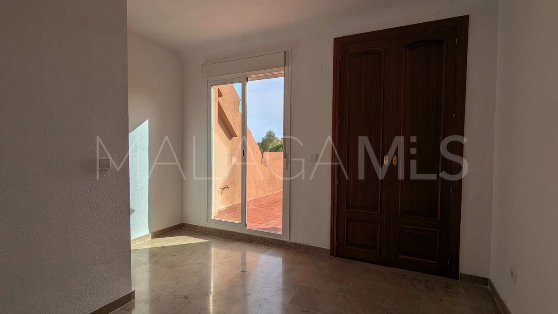 Tvåvånings takvåning for sale in Bahia de Casares