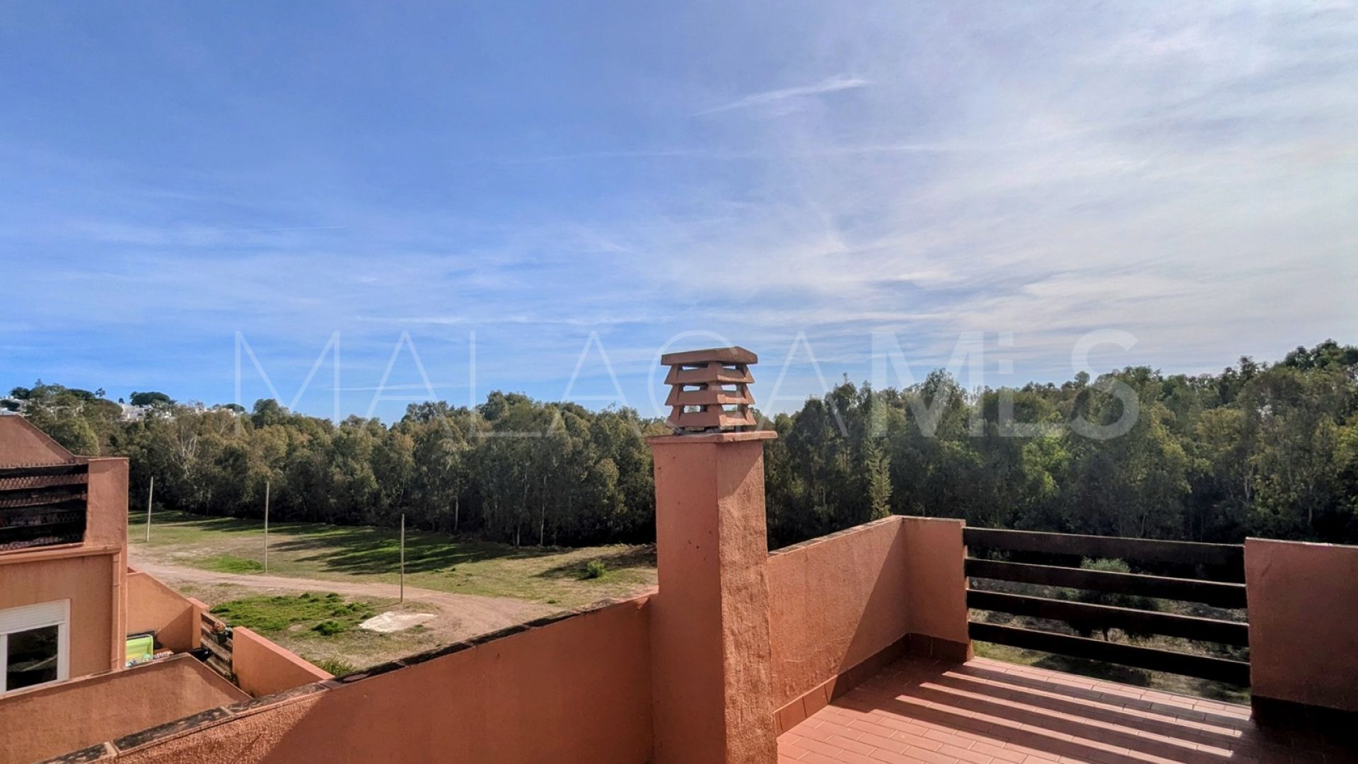 Tvåvånings takvåning for sale in Bahia de Casares