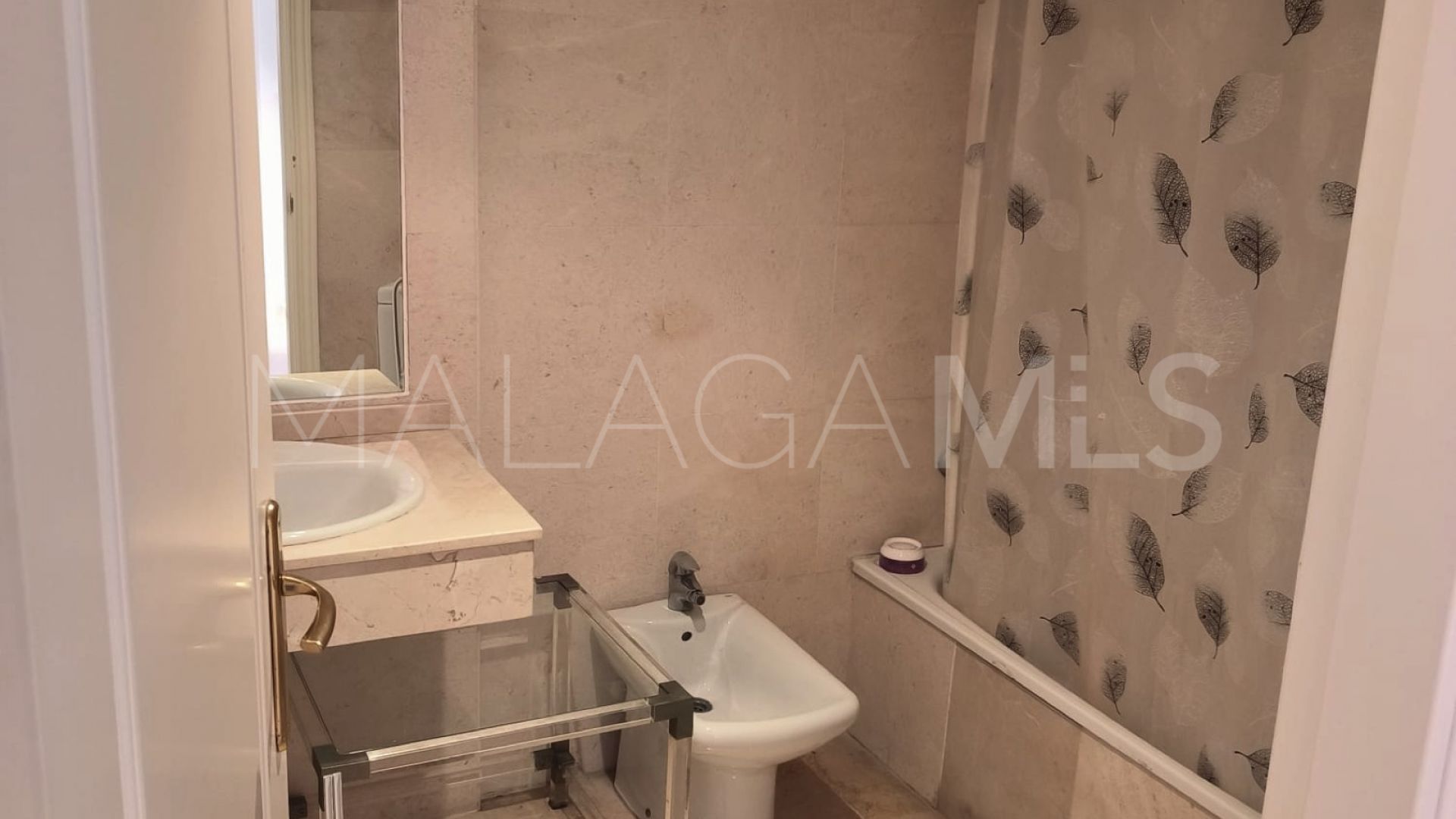 Buy apartamento with 2 bedrooms in Las Lomas de Rio Real