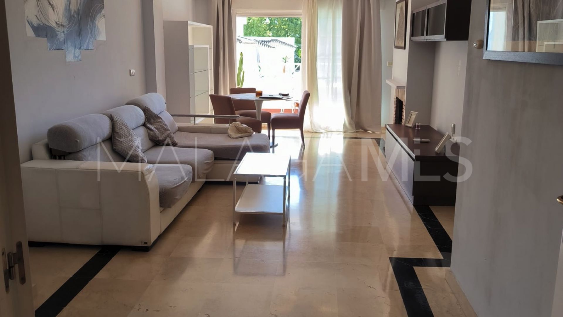 Buy apartamento with 2 bedrooms in Las Lomas de Rio Real