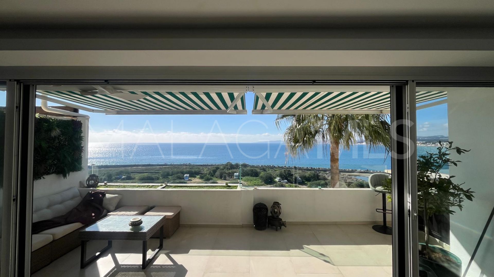 Apartment in Estepona Puerto for sale