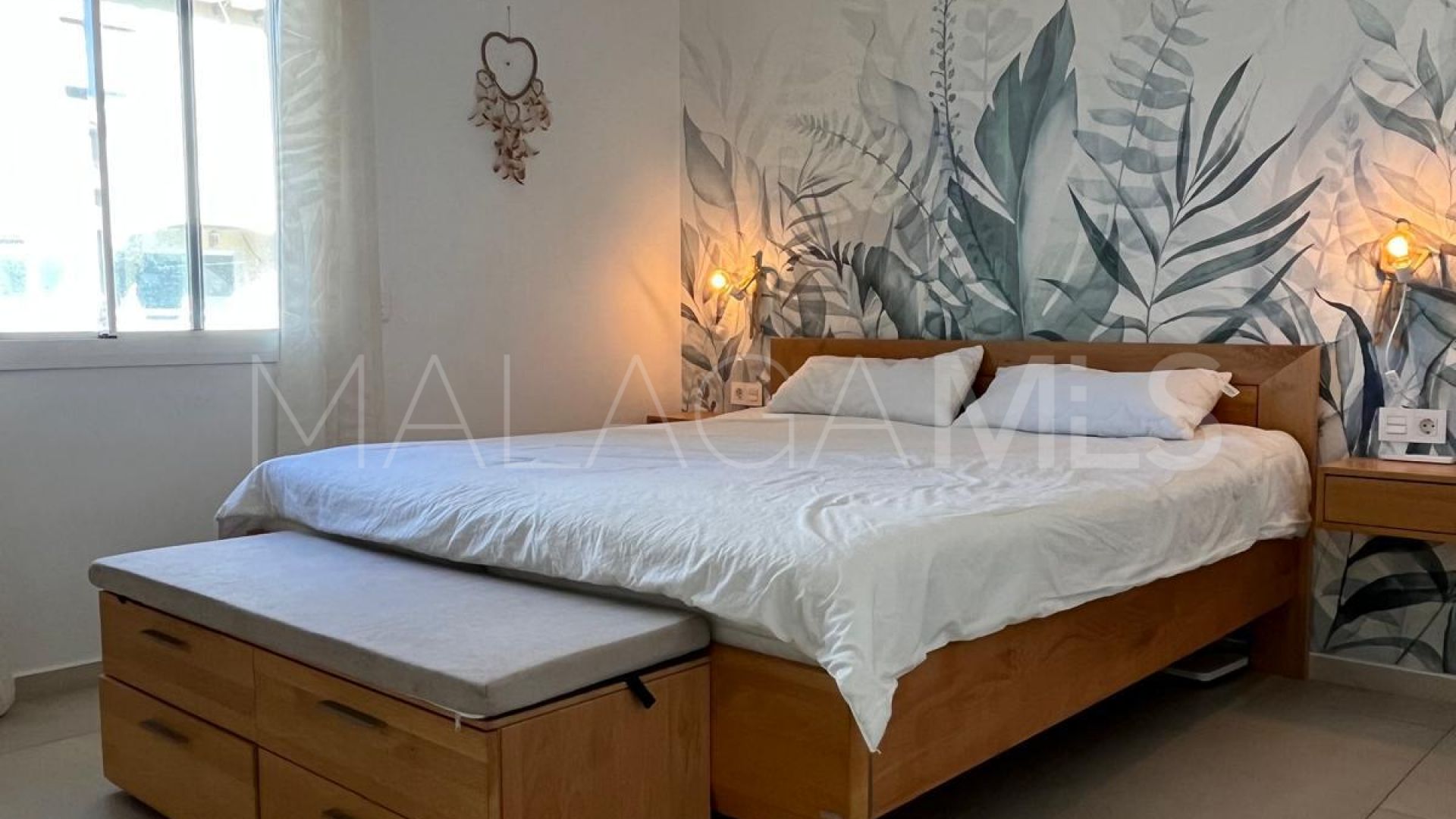 Apartment in Estepona Puerto for sale