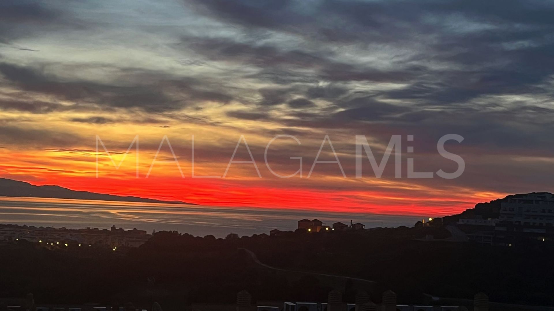 Duquesa Village, Ático with 2 bedrooms a la venta