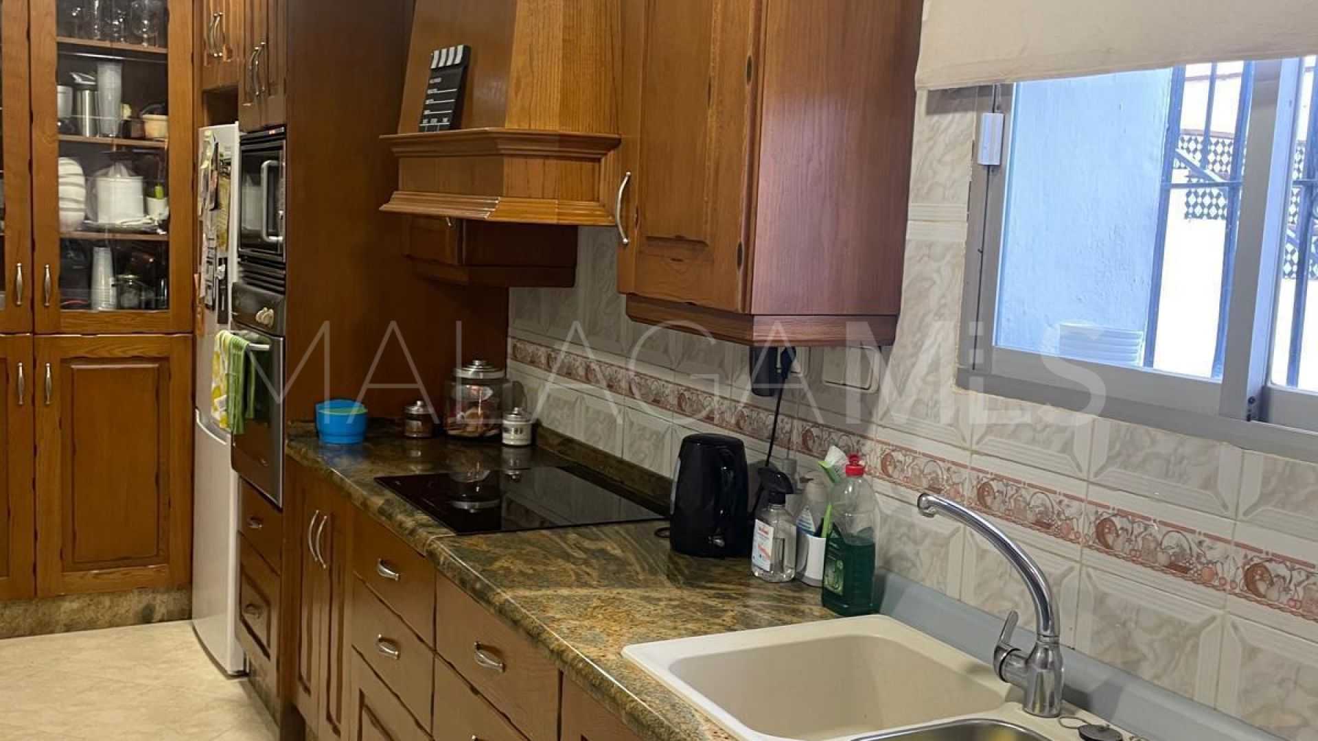 Villa for sale in San Pedro de Alcantara with 3 bedrooms