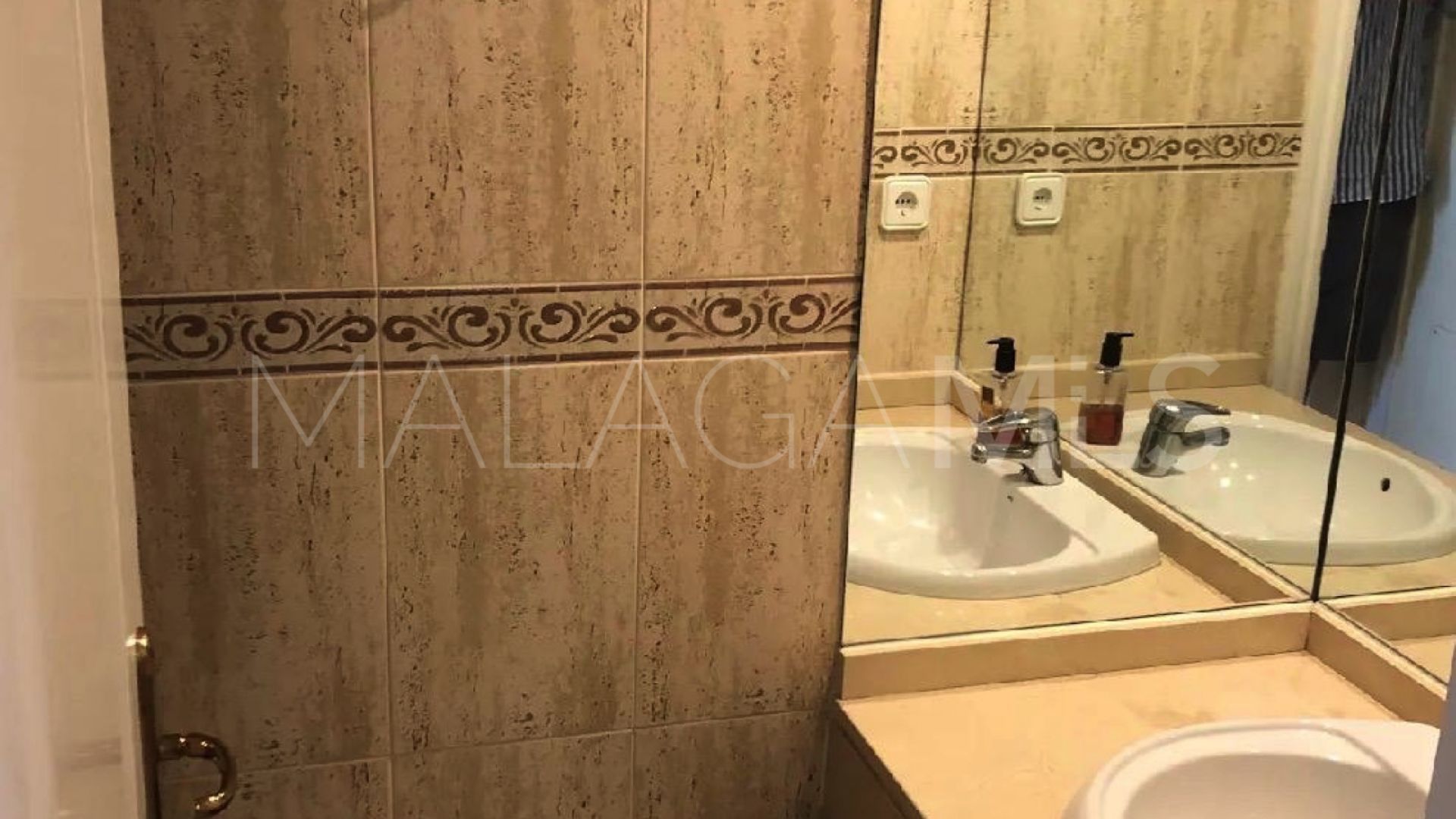 Lägenhet for sale in Marina Duquesa