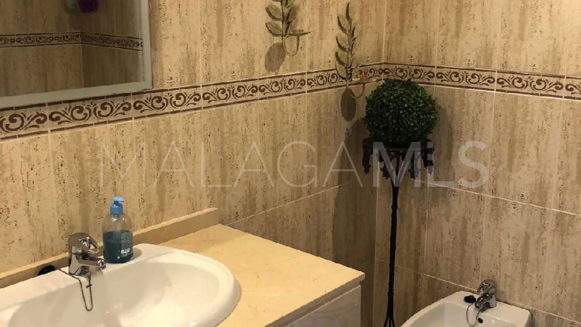 Lägenhet for sale in Marina Duquesa