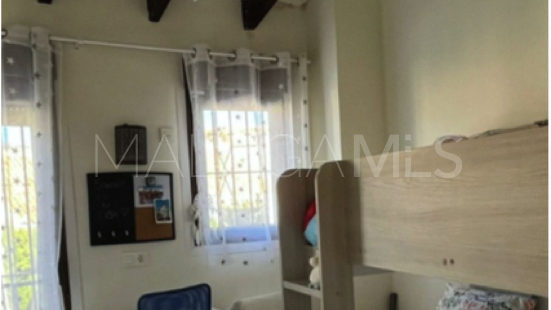 For sale Rio Real town house with 2 bedrooms