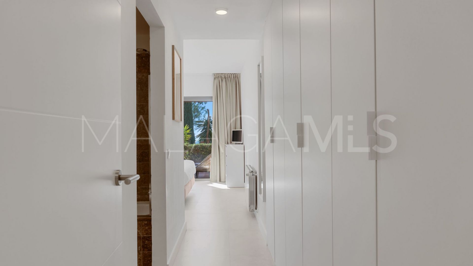 Markplanslägenhet for sale in Royal Flamingos