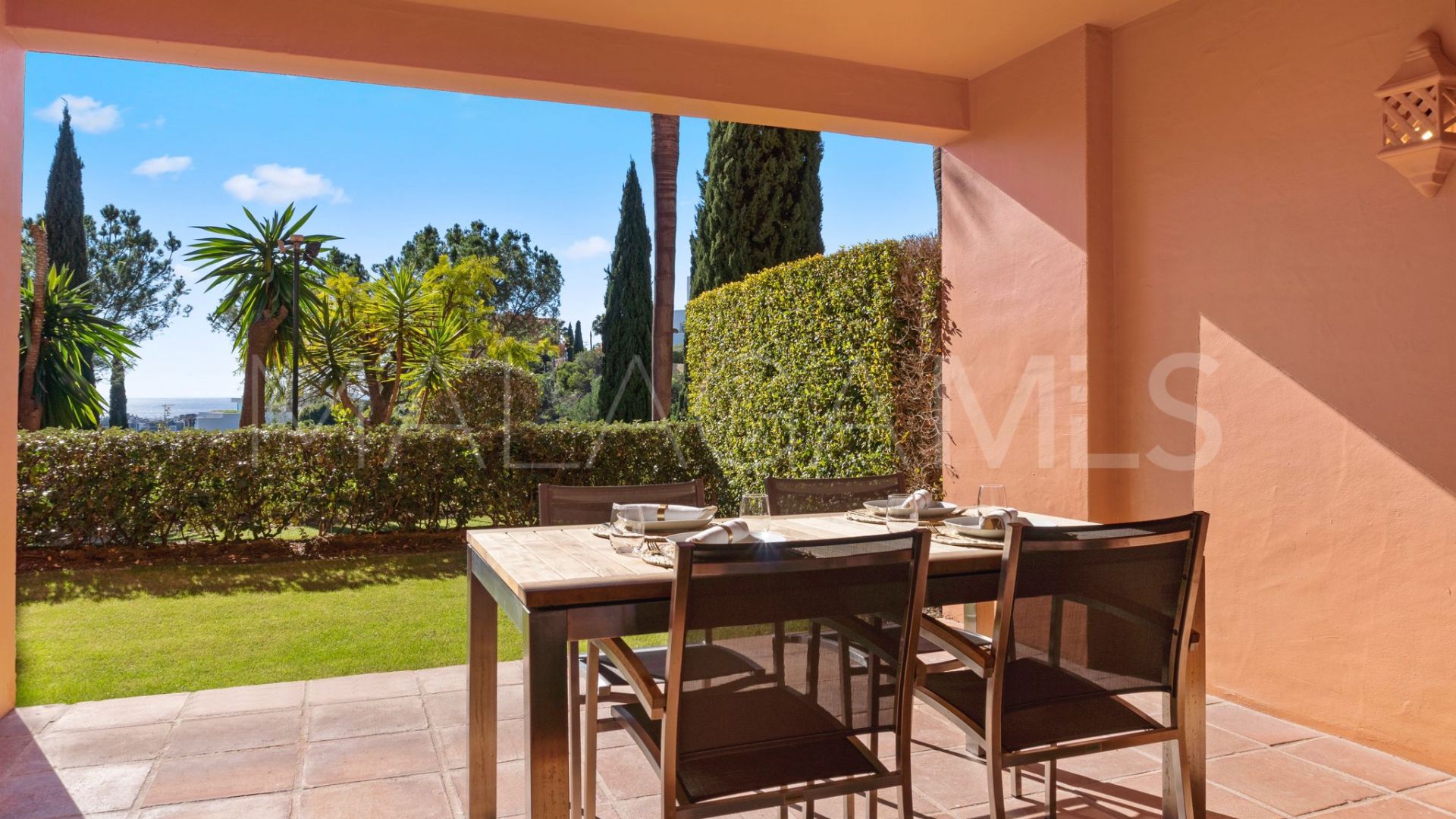 Markplanslägenhet for sale in Royal Flamingos