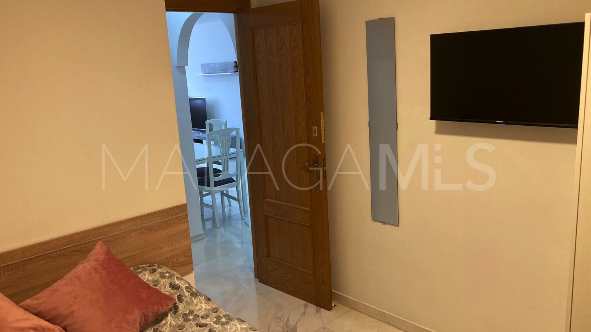 For sale Estepona Puerto 3 bedrooms ground floor apartment