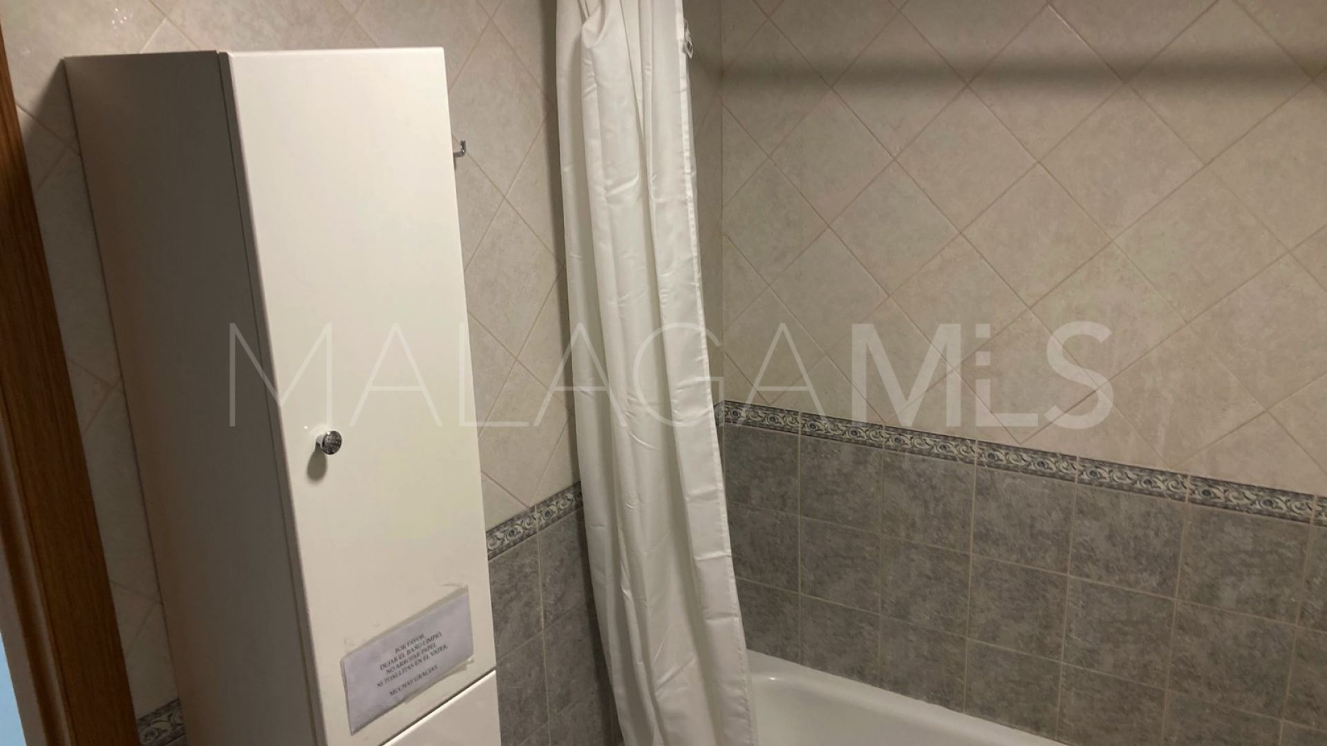 For sale Estepona Puerto 3 bedrooms ground floor apartment