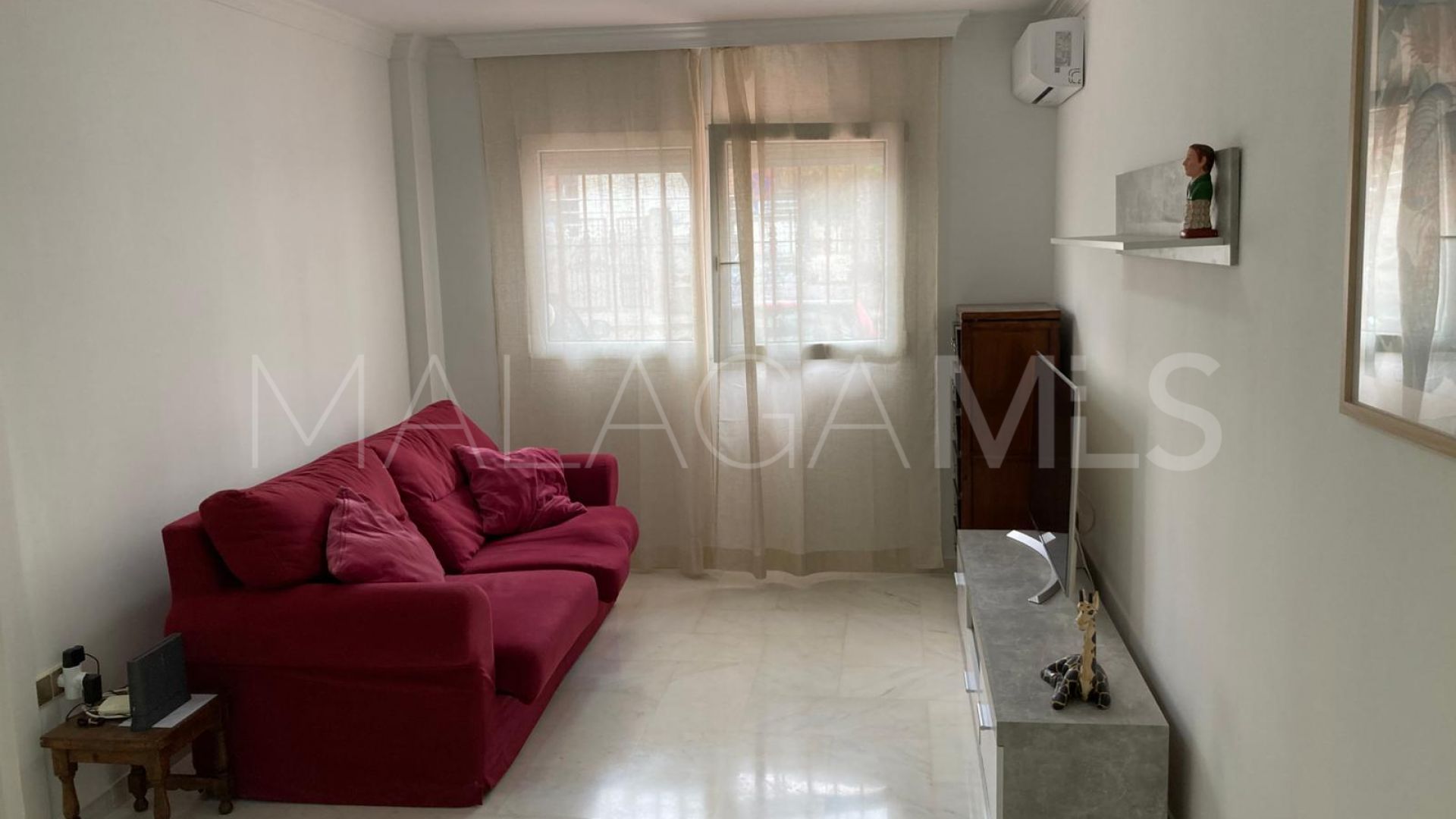 For sale Estepona Puerto 3 bedrooms ground floor apartment