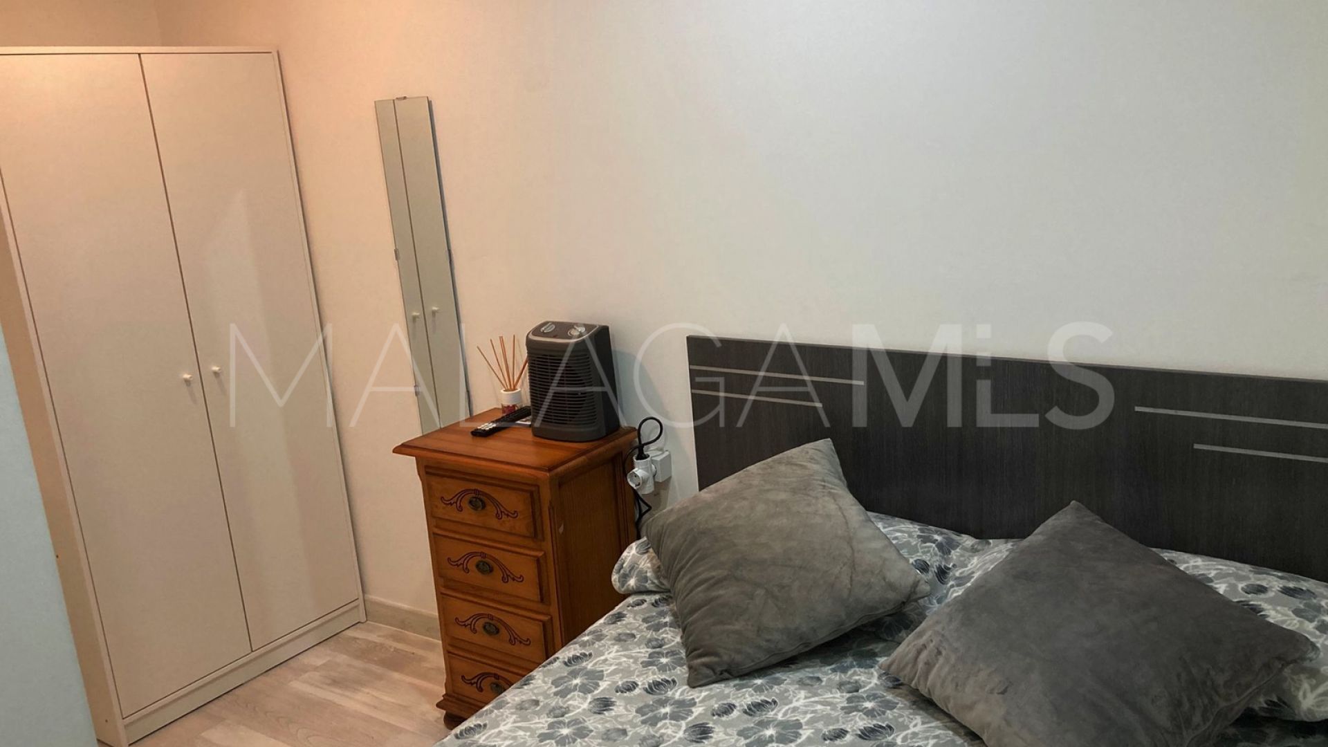 For sale Estepona Puerto 3 bedrooms ground floor apartment