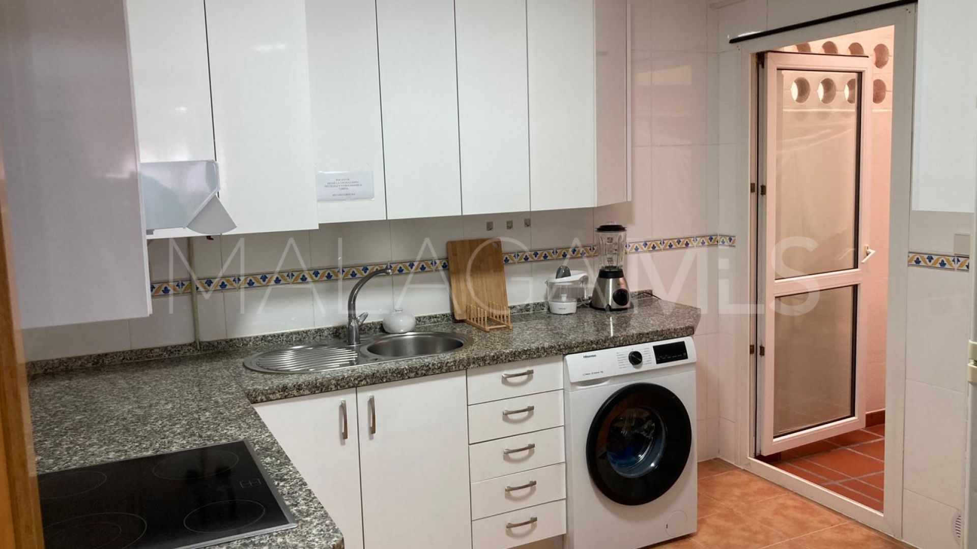 For sale Estepona Puerto 3 bedrooms ground floor apartment