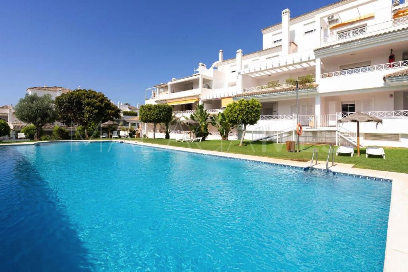 For sale ground floor apartment in Las Lomas de Rio Real with 2 bedrooms