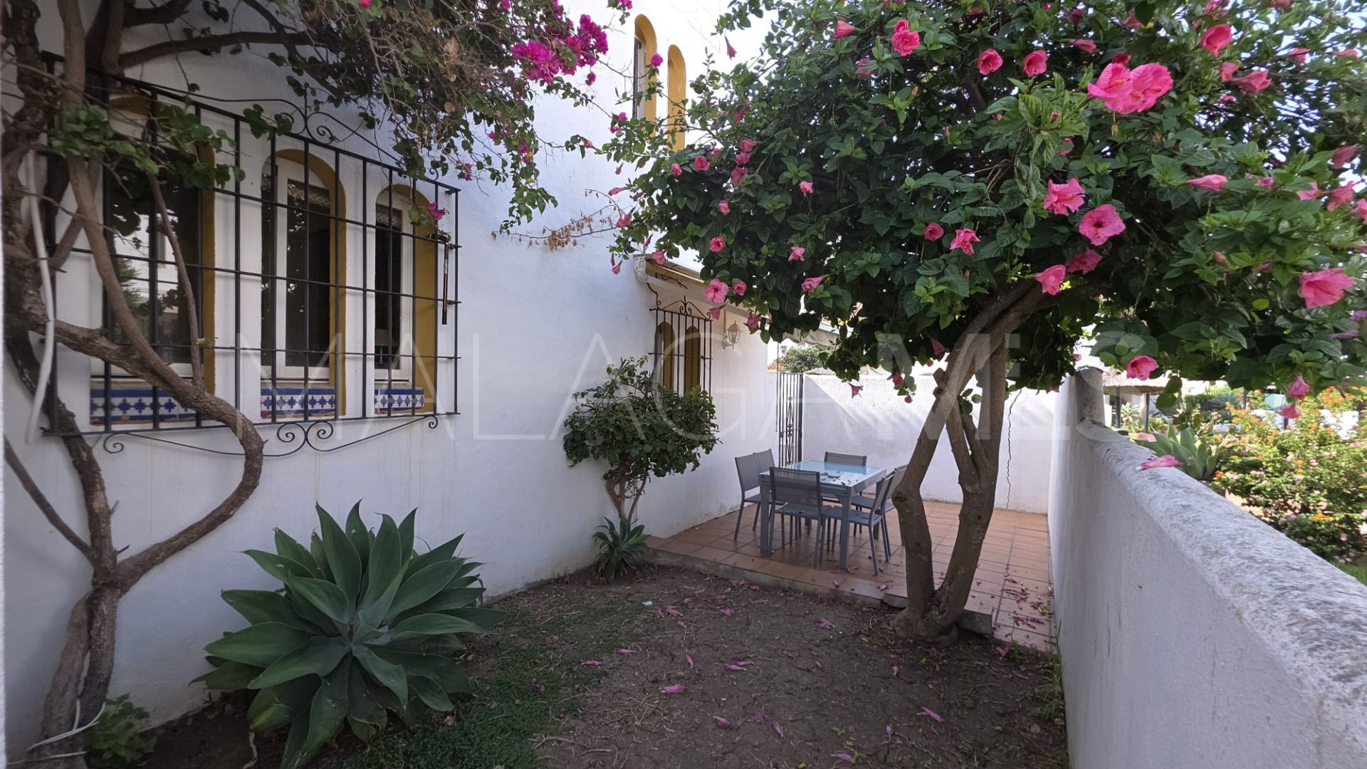 For sale Marina de Casares semi detached house with 3 bedrooms