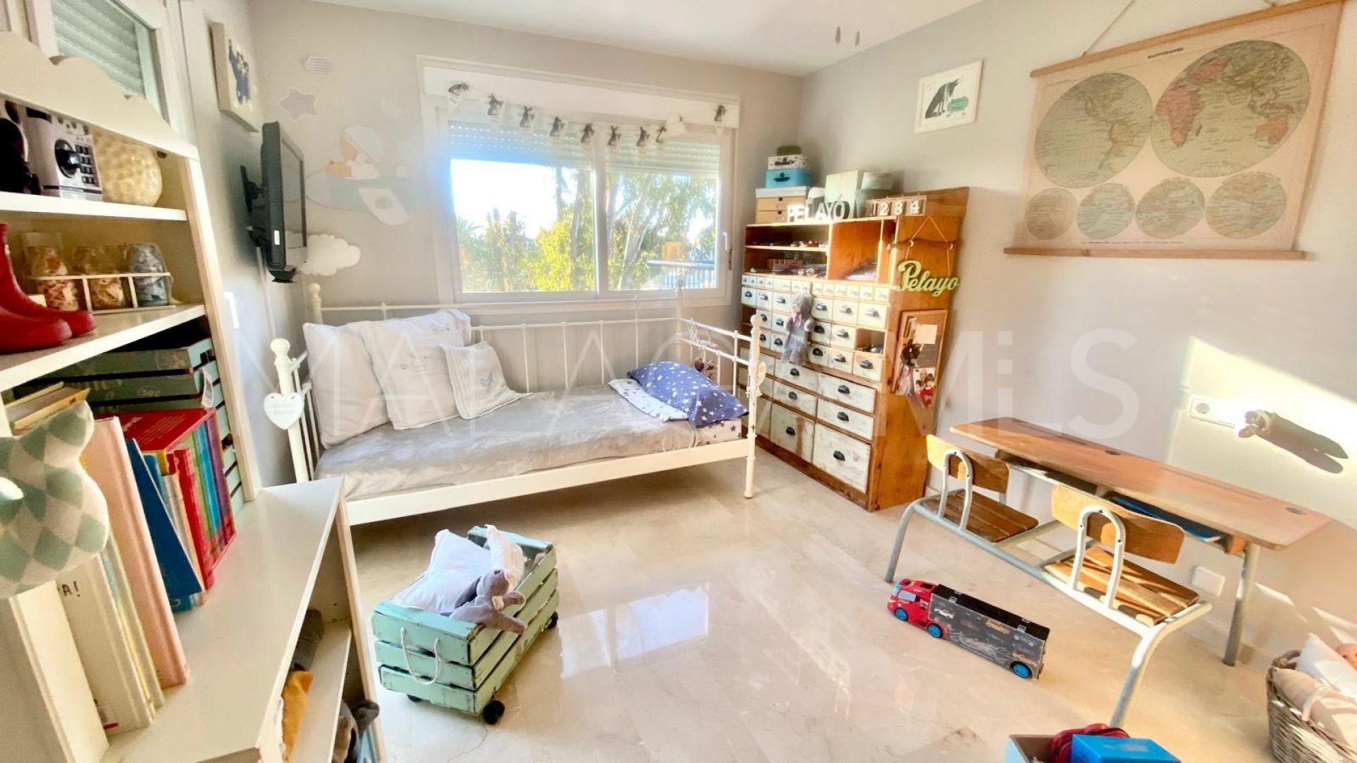 Tvåvånings takvåning for sale in Guadalmina Baja