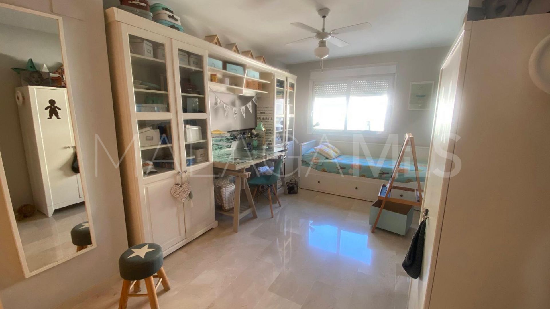 Tvåvånings takvåning for sale in Guadalmina Baja