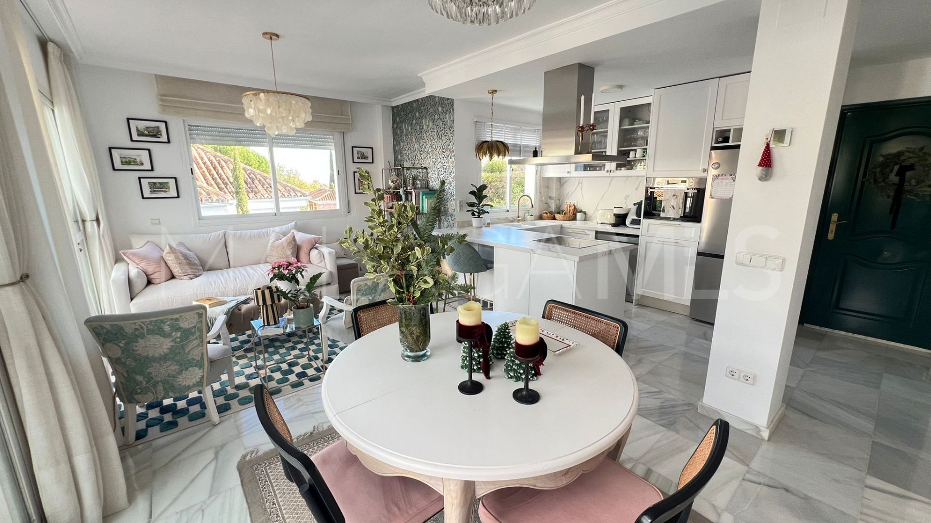 Takvåning for sale in Señorio de Gonzaga