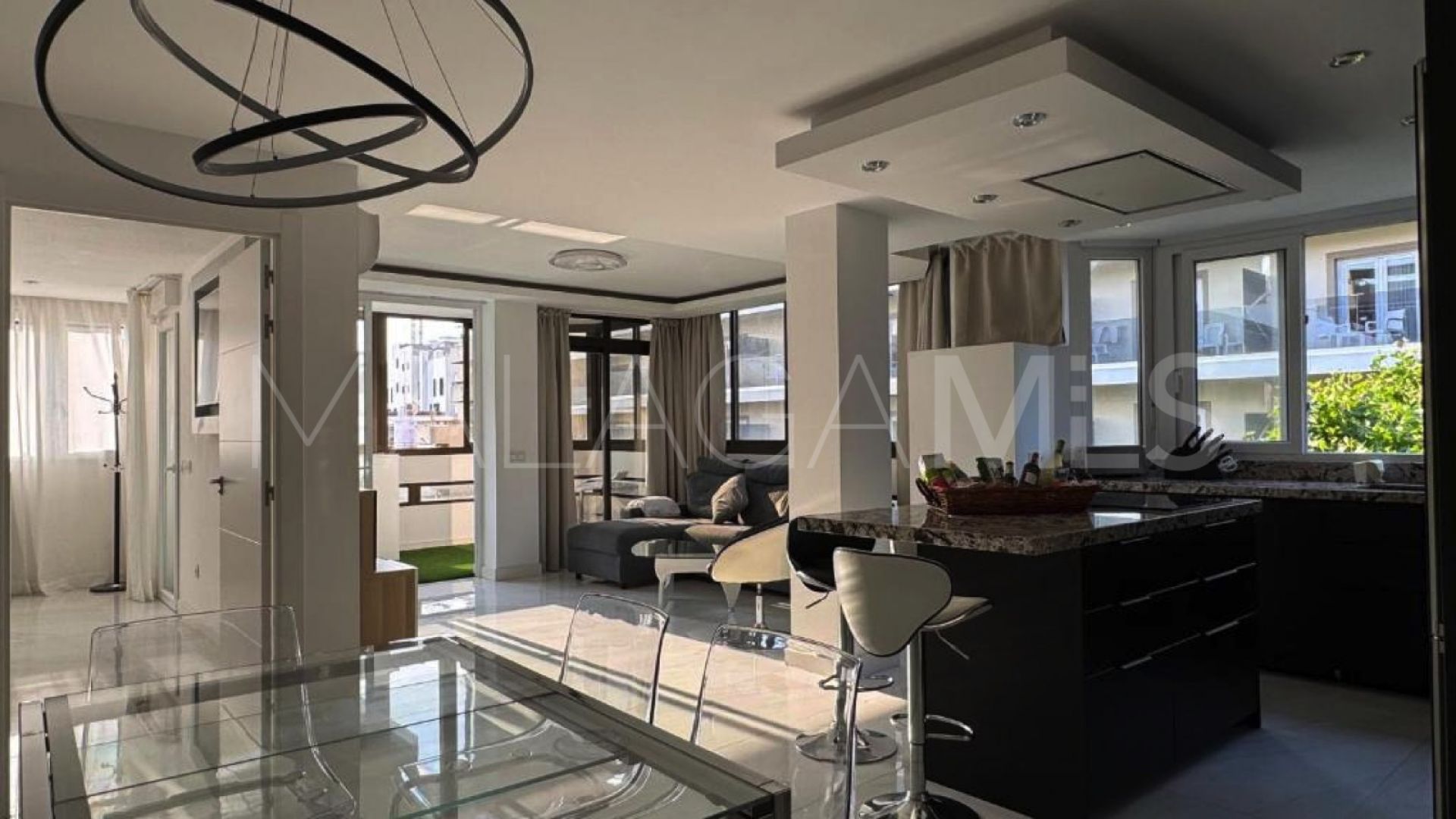 Apartment for sale in Playa Bajadilla - Puertos