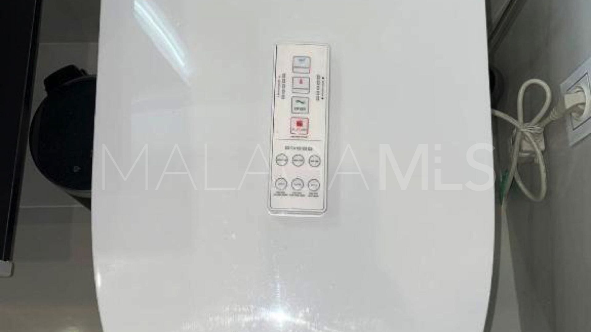 Apartment for sale in Playa Bajadilla - Puertos