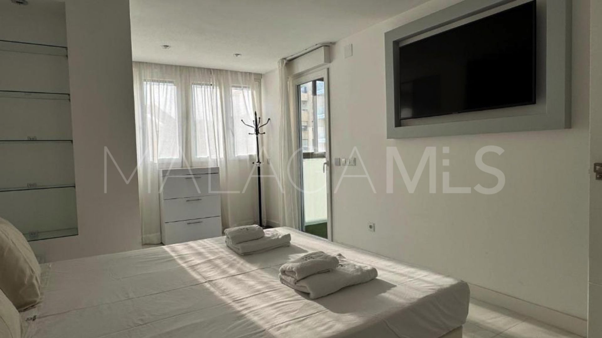 Apartment for sale in Playa Bajadilla - Puertos