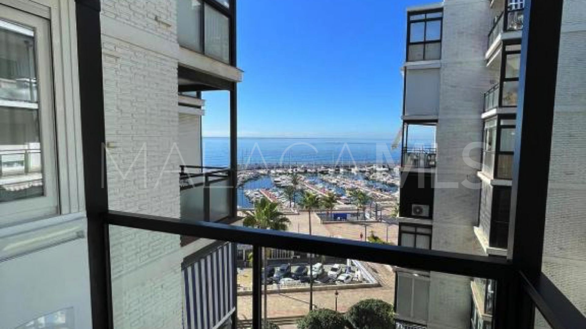 Appartement for sale in Playa Bajadilla - Puertos