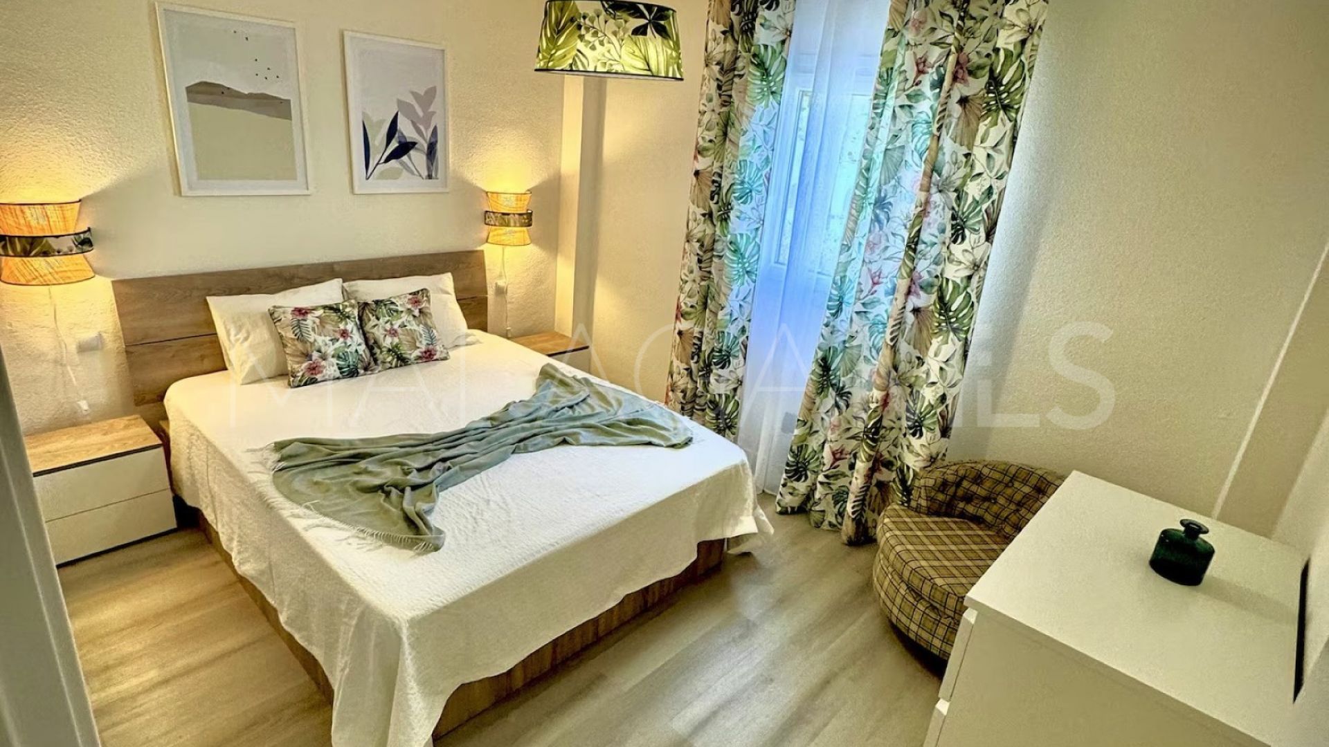 Apartment for sale in Puerto La Duquesa with 2 bedrooms