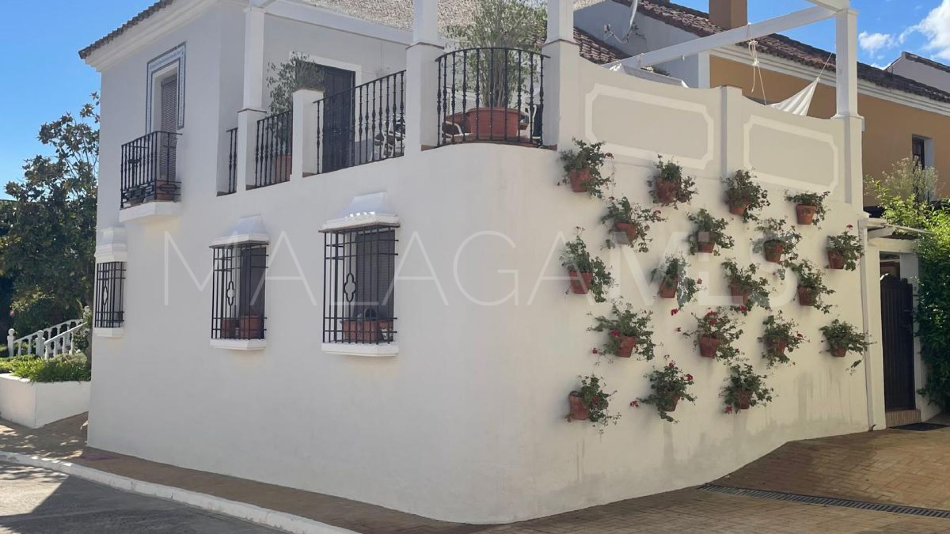 Doppelhaushälfte for sale in Guadalmina Baja