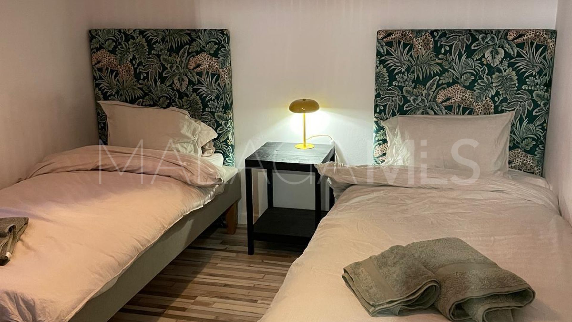 Doppelhaushälfte for sale in Guadalmina Baja