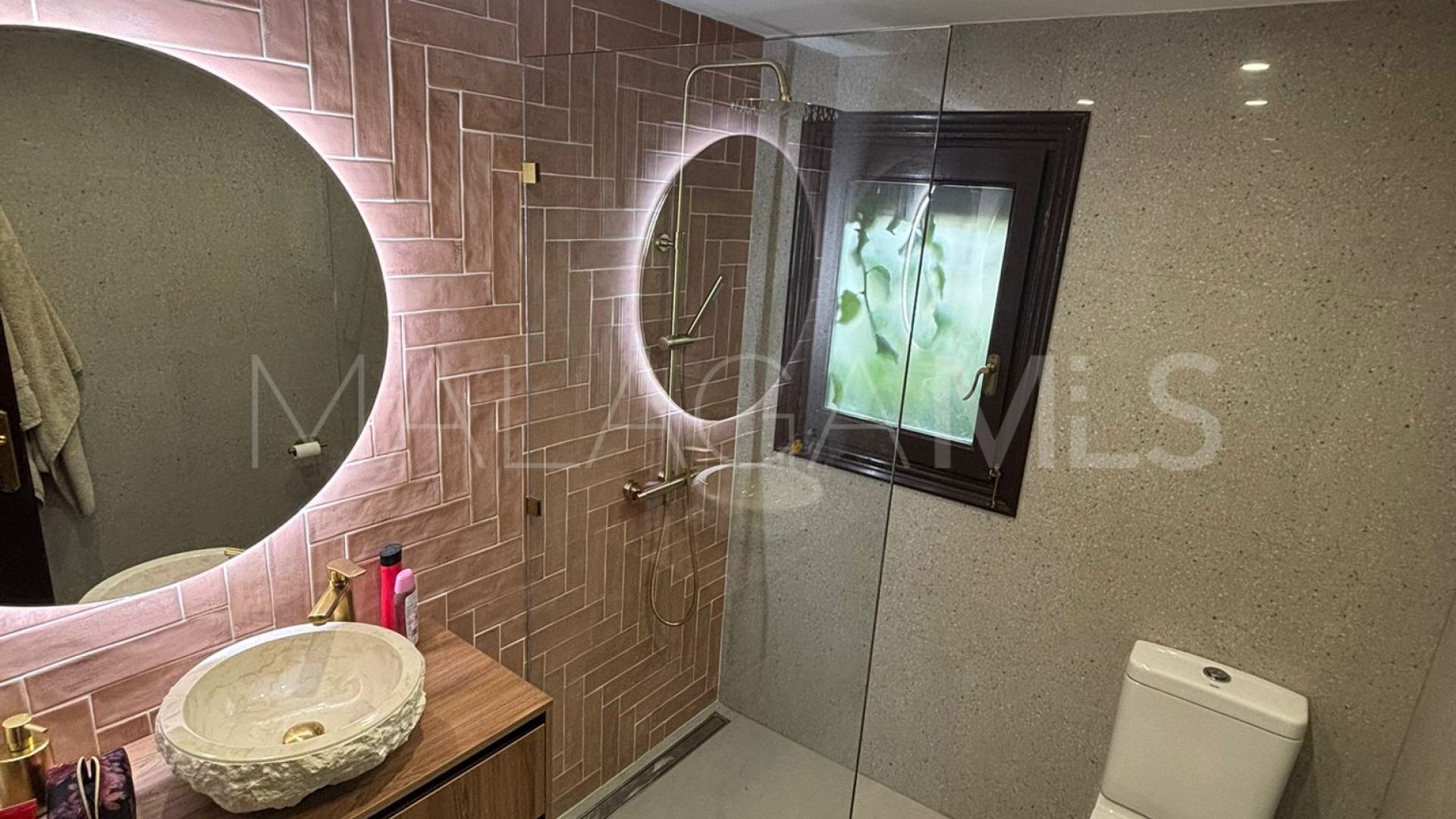 Doppelhaushälfte for sale in Guadalmina Baja