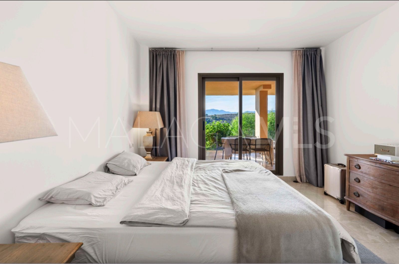 2 bedrooms Mirador del Paraiso ground floor apartment for sale