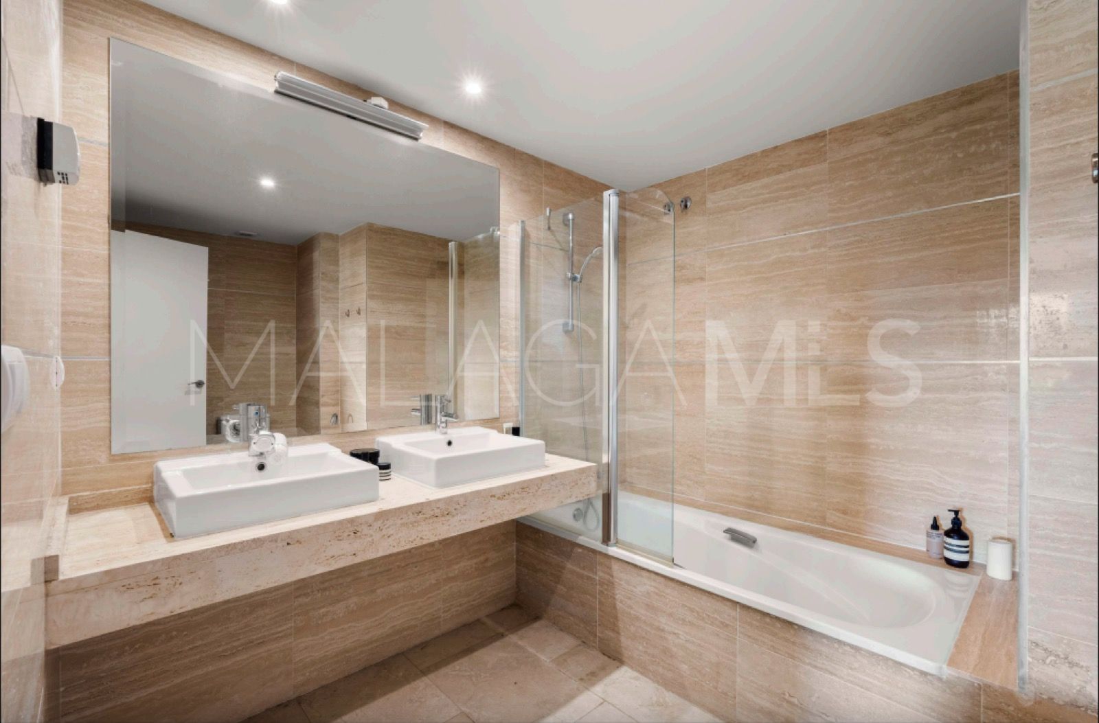 2 bedrooms Mirador del Paraiso ground floor apartment for sale