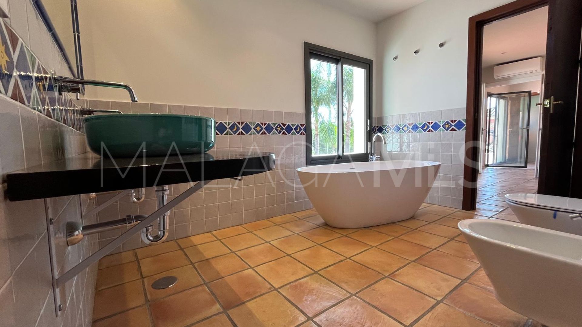 For sale house in Nagüeles with 3 bedrooms