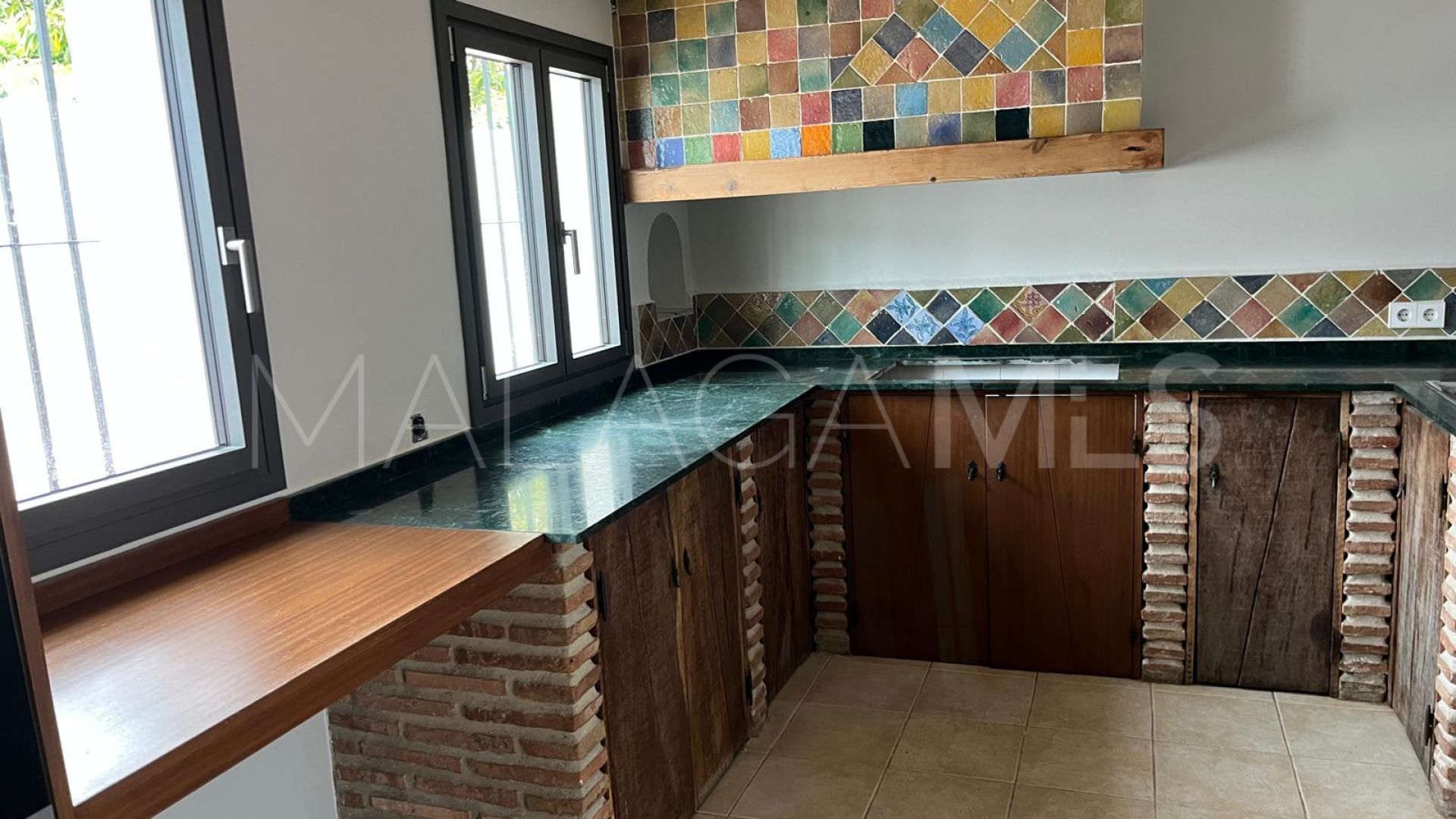 For sale house in Nagüeles with 3 bedrooms