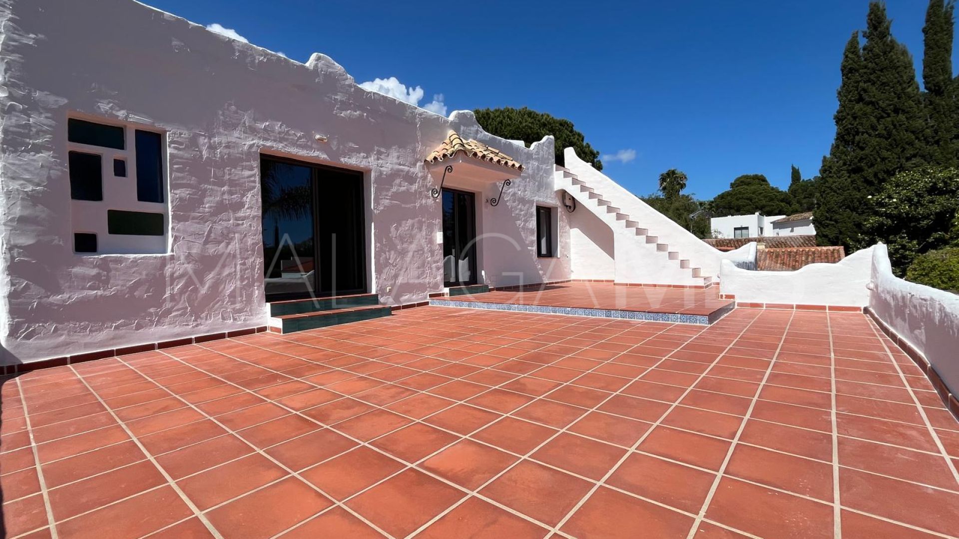 For sale house in Nagüeles with 3 bedrooms