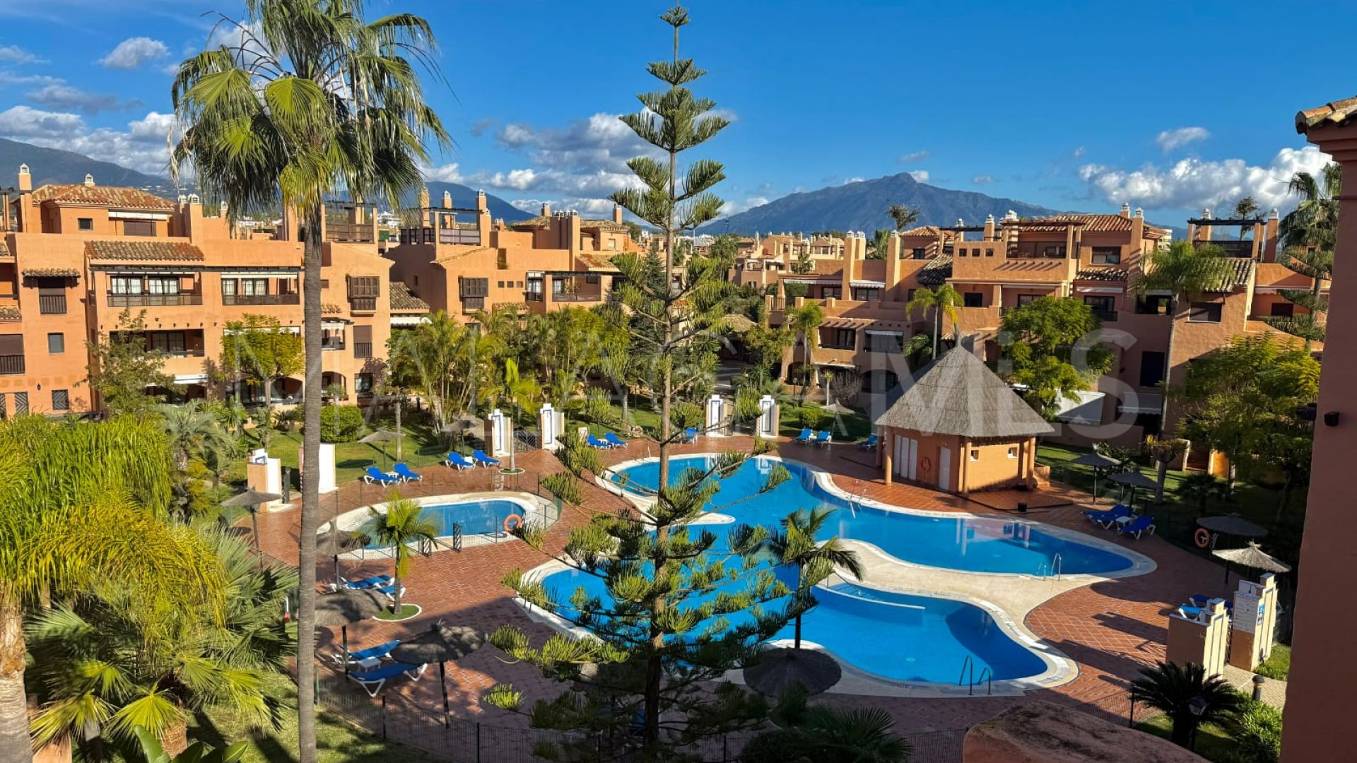 Atico duplex de 5 bedrooms for sale in Hacienda del Sol