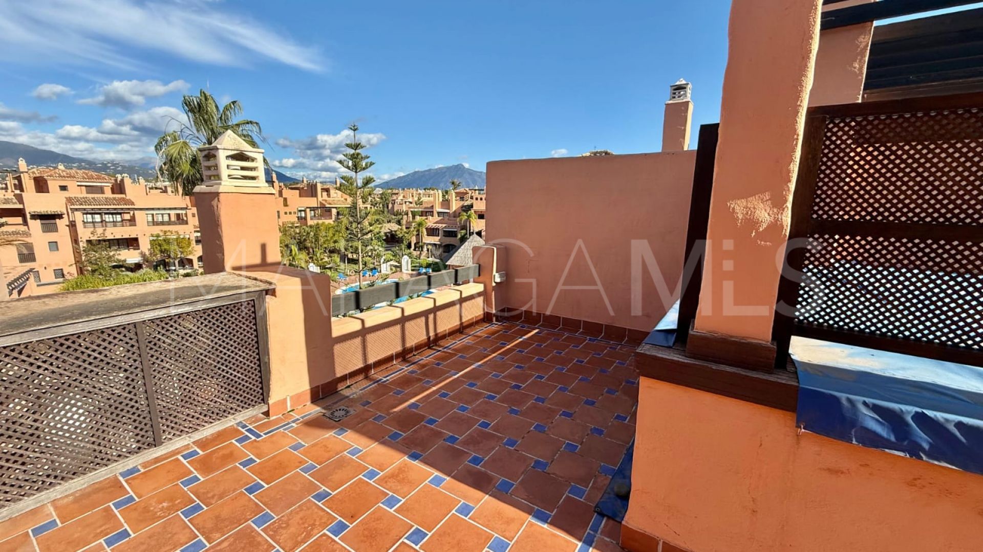 Atico duplex de 5 bedrooms for sale in Hacienda del Sol