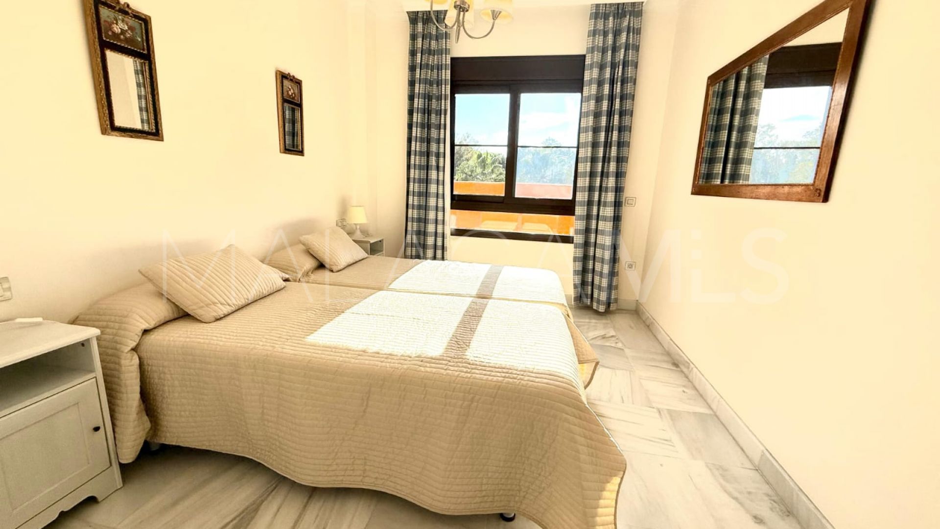 Atico duplex de 5 bedrooms for sale in Hacienda del Sol