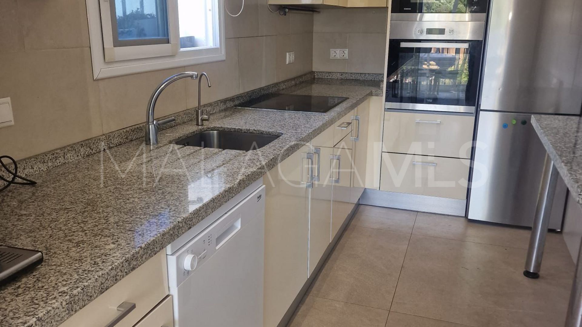 Se vende casa de 3 bedrooms in El Padron