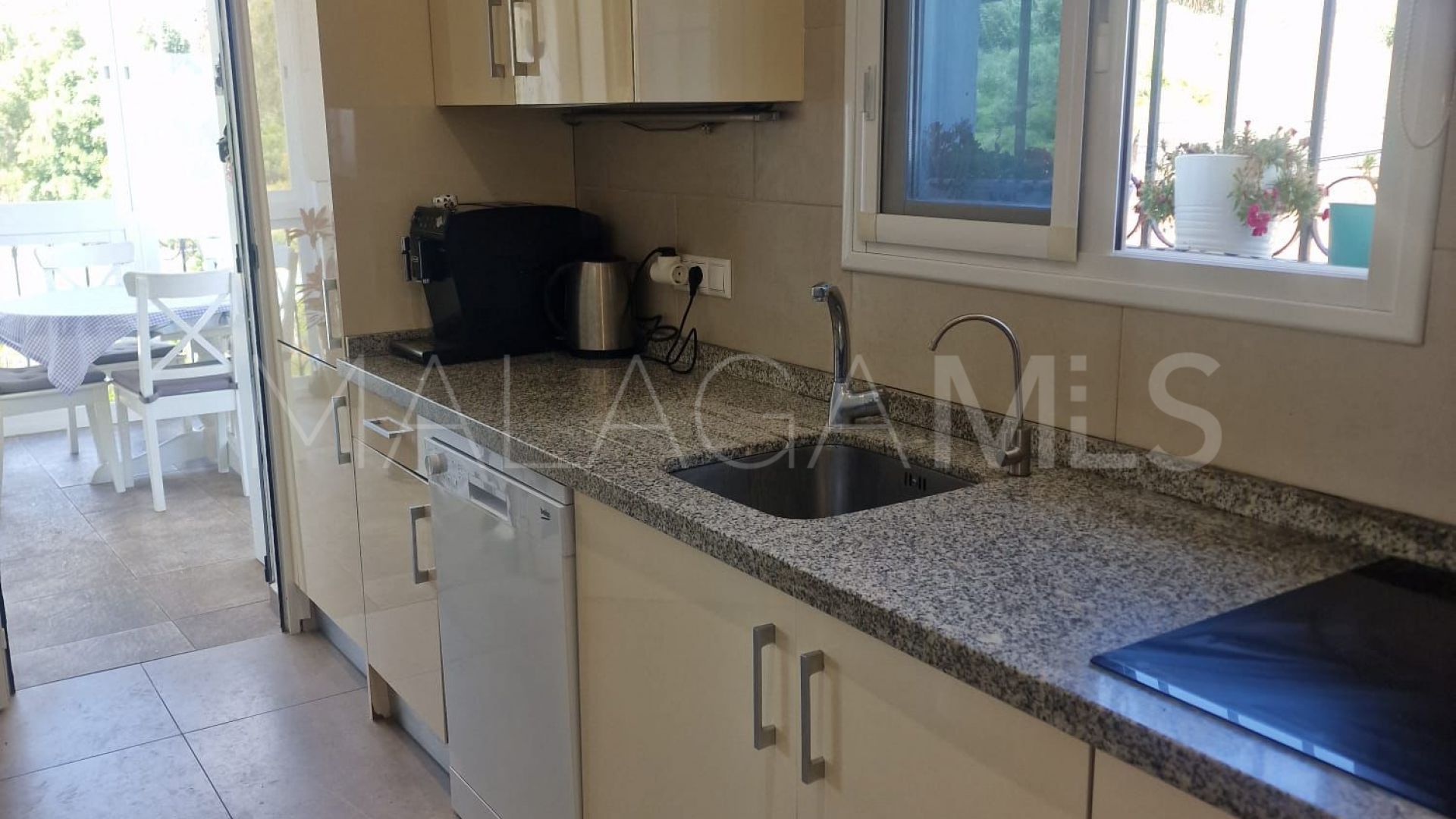 Se vende casa de 3 bedrooms in El Padron