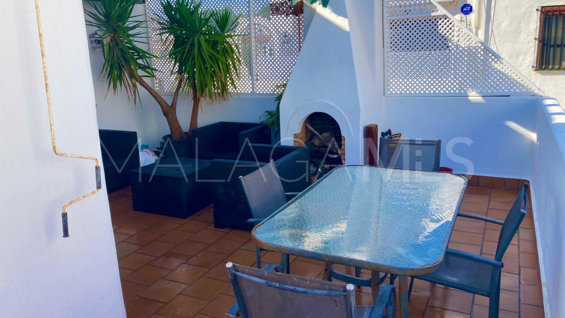 Parhus for sale in Puerto La Duquesa