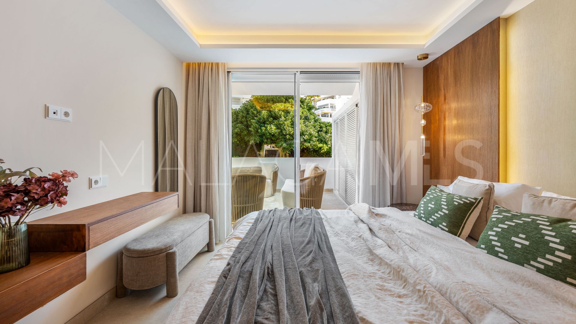 Appartement rez de chaussée for sale in Nueva Andalucia