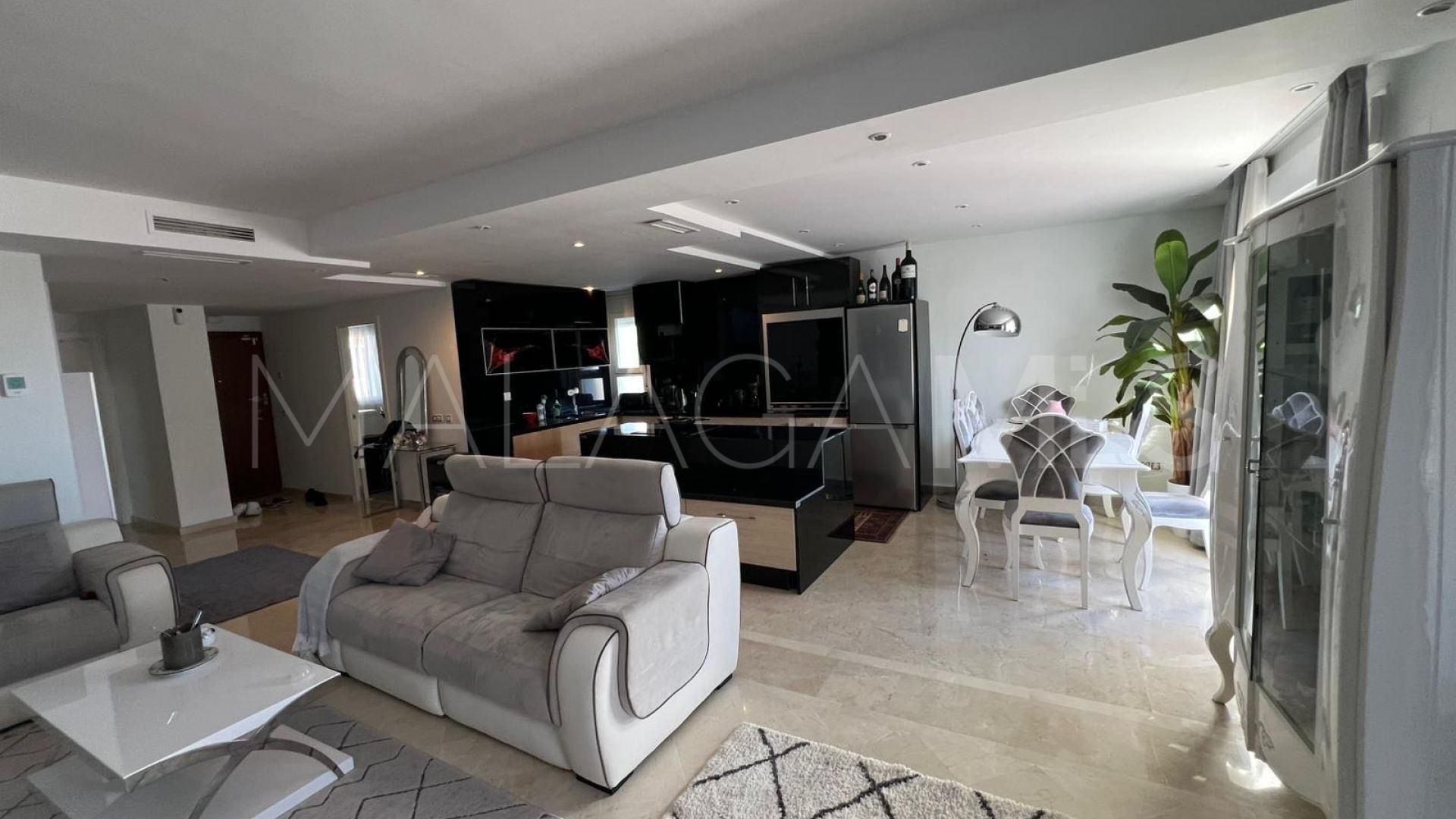 Appartement for sale in Aloha Royal