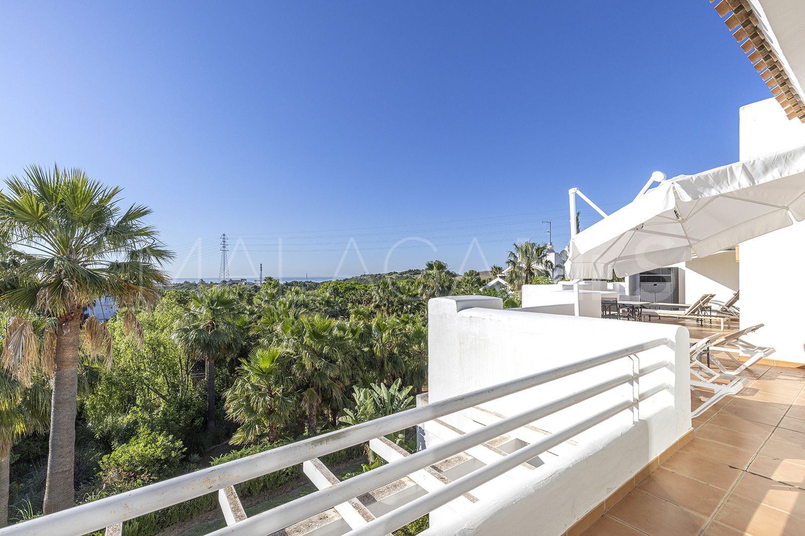 2 bedrooms penthouse for sale in Alcazaba Lagoon